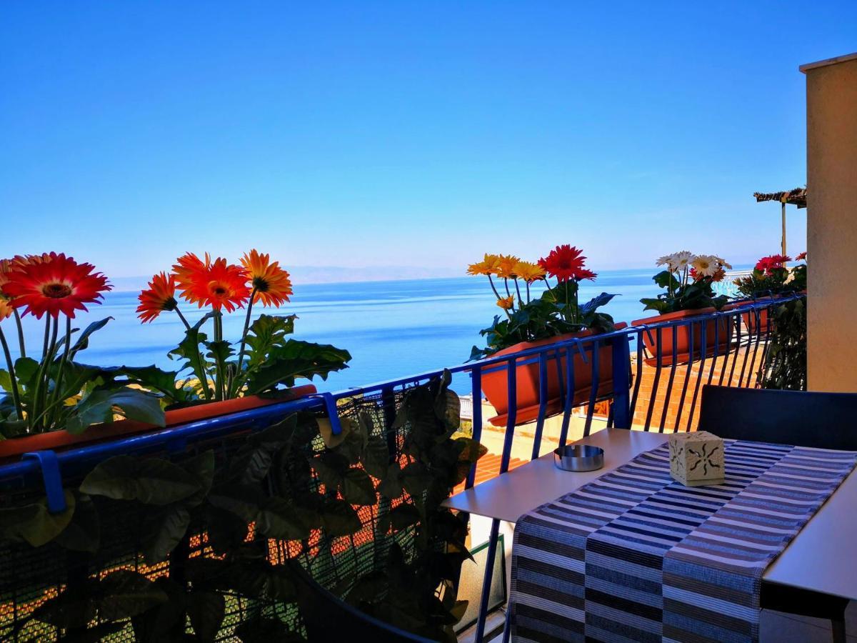 Athena Charming Rooms Taormina Exterior foto